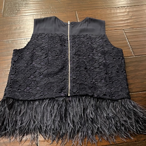 Greylin navy lace chiffon sleeveless top with feather hem - Picture 5 of 5